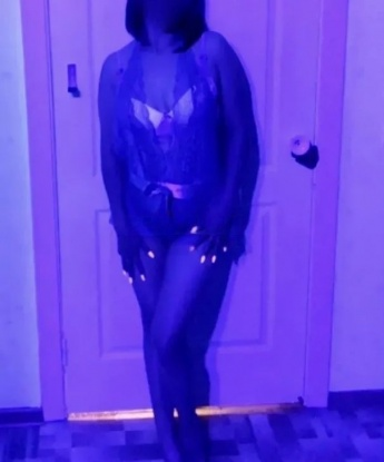 Сексапильная и страстная красавица ждет встречи с достойным мужчиной для ярких и незабываемых моментов. Подарю тебе океан удовольствия и страсти. Только для ценителей красоты и страсти! 5683, 24 года